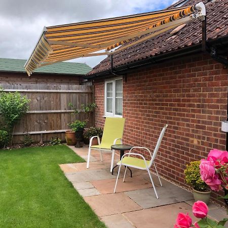 Villa The Old Staddles Annex Ludgershall  Exterior foto
